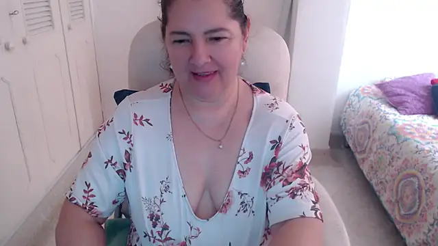 Chatroom XXX en direct de leonela_69