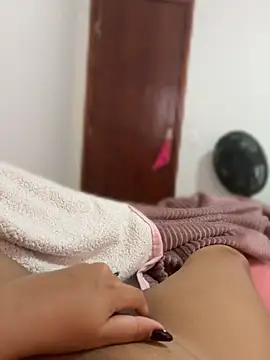 Chat +18 de Morenacarioca3 ao vivo