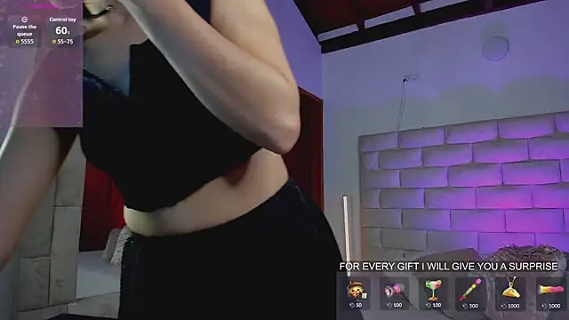 Živý XXX chat HollyGrey_