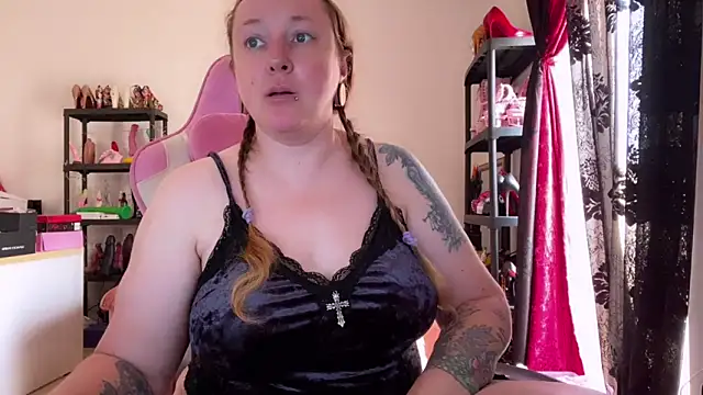 Chatroom XXX en direct de kisicaxx
