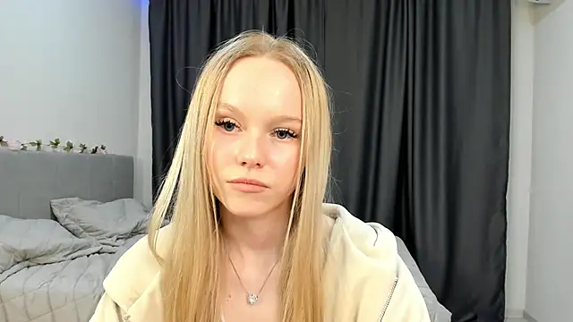 MadieTrajillo Pertunjukan Webcam