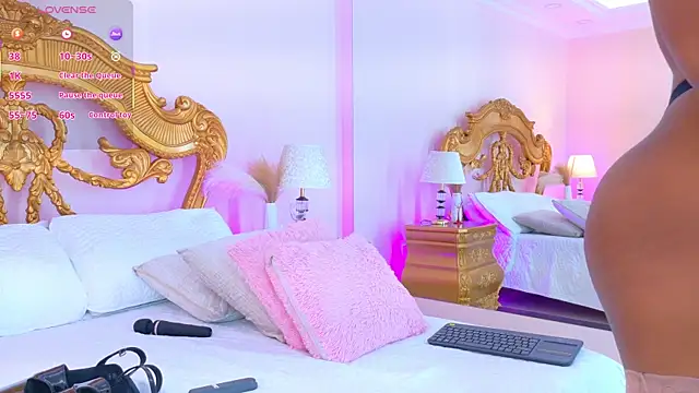 Chat +18 de AshleyFerri ao vivo