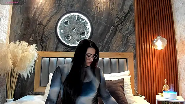 BellaPeers_ Adlı Modelin Canlı XXX Sohbeti