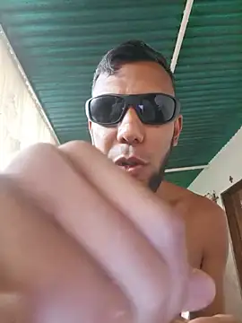 UnreadyChutzpa's Webcam Show
