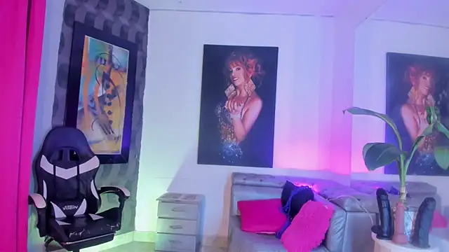 Ciara_HotTs webcam show