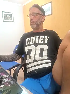 Chat XXX en directo de Tiojhonny