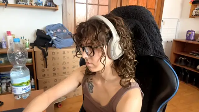 PillowPeachX's Live XXX Chat
