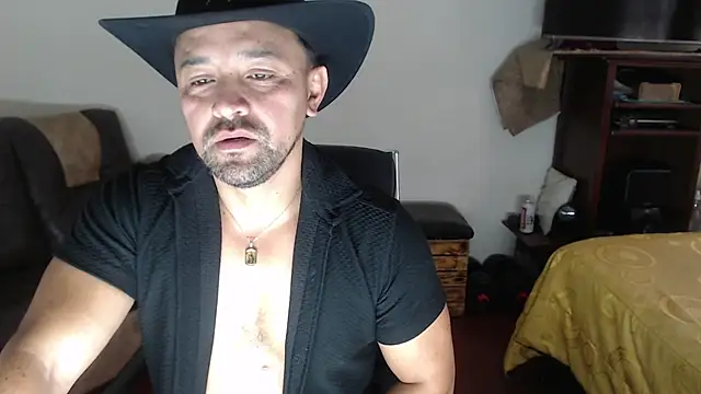 Chat +18 de AlejoMoretti ao vivo