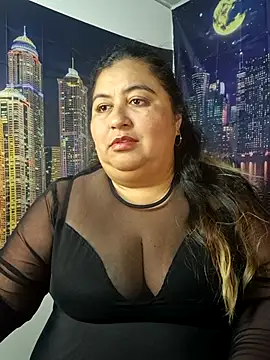 curvy_diva_'s Live XXX Chat