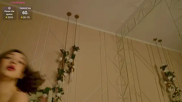 Živý XXX chat KoriPaul