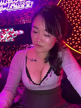 Molly-xiao 即時 XXX 聊天