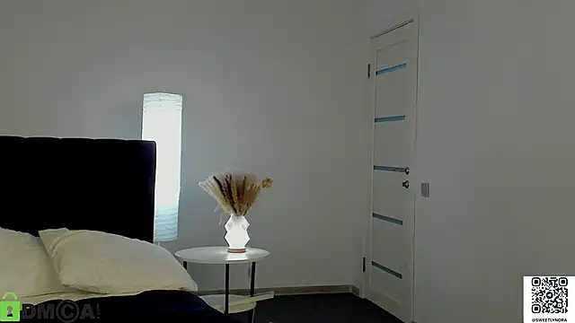Chat XXX en directo de Valenora1