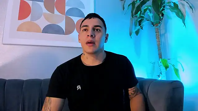 MassimoCo_ élő XXX-chatje