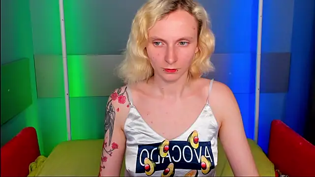 LikiLips' Live XXX Chat