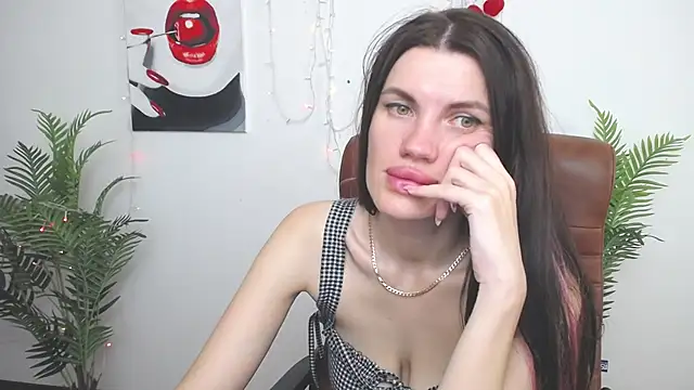 MilaLoonan Live XXX chat