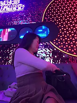Molly-xiao 网络视讯表演
