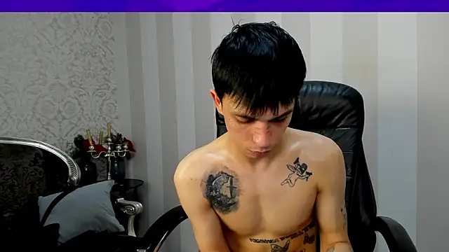 Chat +18 de ClarkBev ao vivo