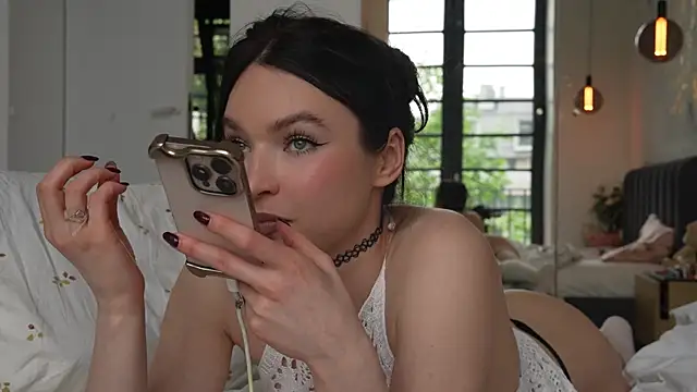 XXX chat uživo modela ibiddi