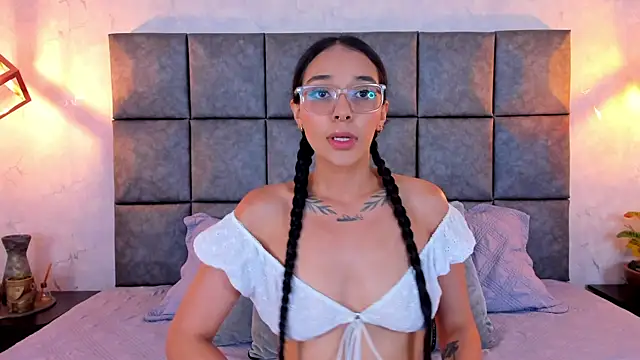 Roseaurora Live XXX Chat