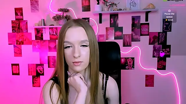 doll_vey's Live XXX Chat