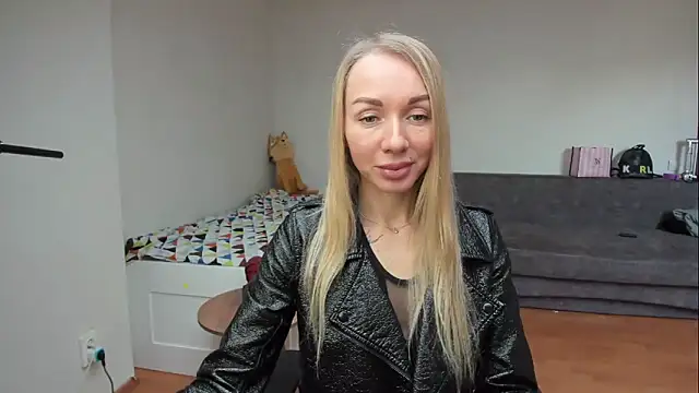 AlisiaCat: онлайн-секс-чат