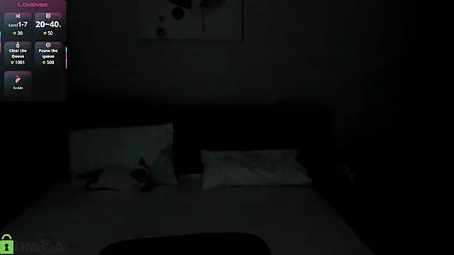 LeticiaRomano live XXX chat