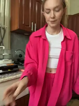 Онлайн чат XXX MilaMoone
