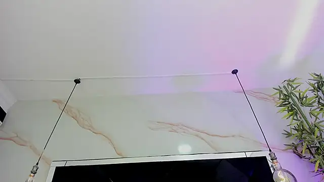 Ibbie_drastic 即時 XXX 聊天