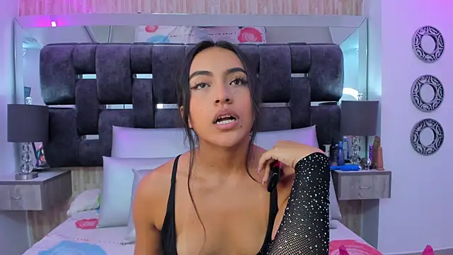 Leslie_Bussh_ élő XXX-chatje