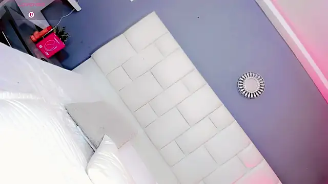 Kisses_Sophia ওয়েবক্যাম শো