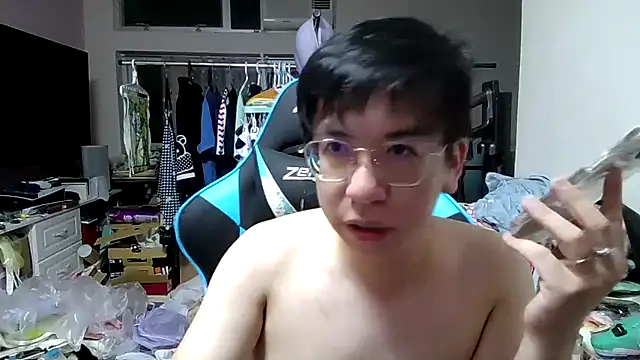 charlie_xdd Show Webcam