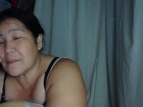 milagrose_rose: онлайн-секс-чат