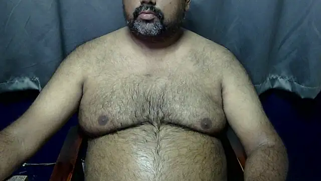 hairysubcub_70 Show Webcam