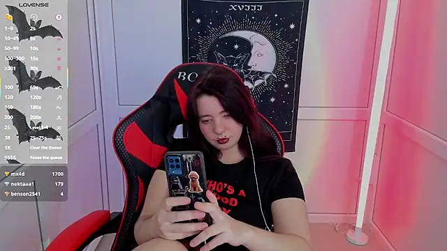 PurpleRunen Live XXX chat