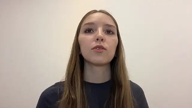 QueenBalensiefen Chat XXX live