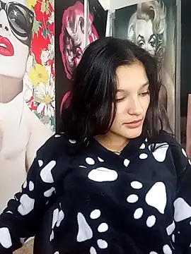 Sweet_Innocence_'s Webcam Show