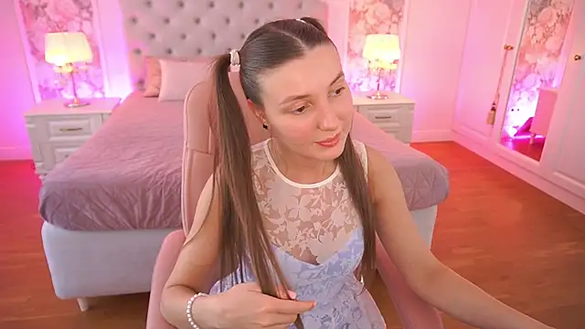 AshleyBaie Adlı Modelin Canlı XXX Sohbeti