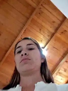 Iris_love18 Adlı Modelin Canlı XXX Sohbeti