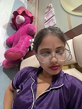 Sembang XXX Secara Langsung Naina11100