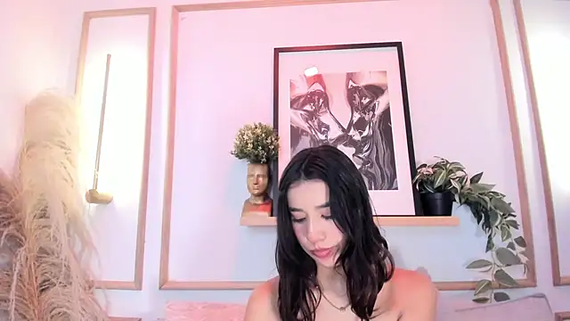 Nanami_ Adlı Modelin Web Kamerası Şovu