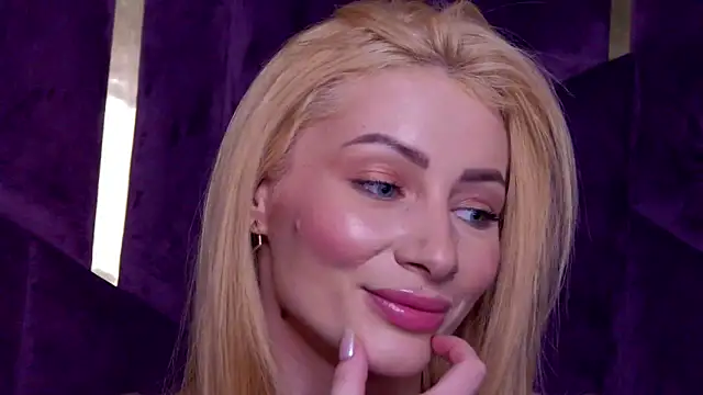 AngieShaen Webbikameraesitys