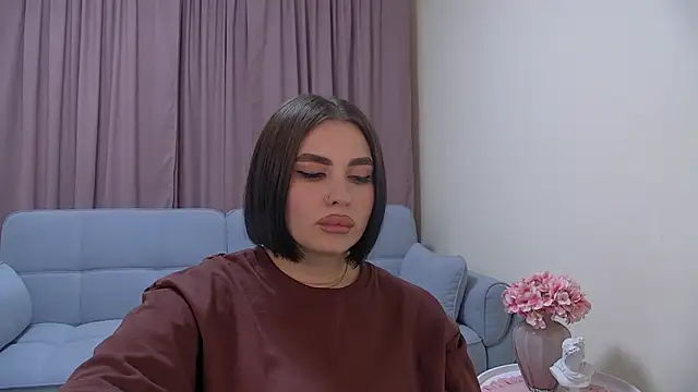 AdrianaToress Chat XXX in diretta