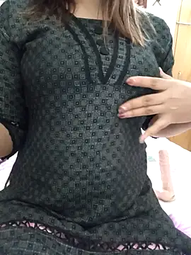 Chat +18 de Tanha18 ao vivo