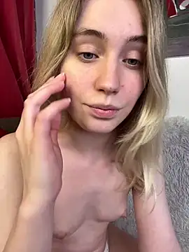 LovelyMiu – Naživo XXX chat