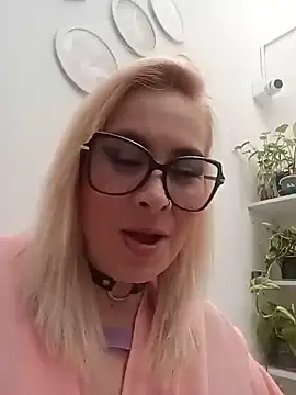 CandieGilson__ live XXX chat