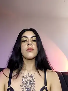 Mazikeen-- webcam show
