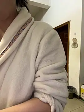 xiiuuff18's Live XXX Chat