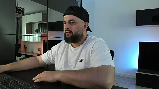 DravenPeak Adlı Modelin Web Kamerası Şovu