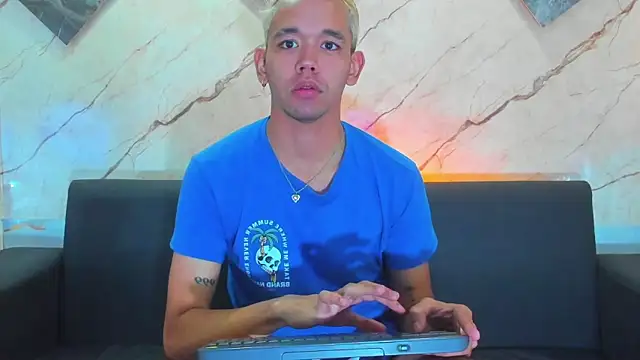 jeremytonner's Live XXX Chat