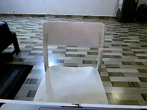 raveena_hot élő XXX-chatje